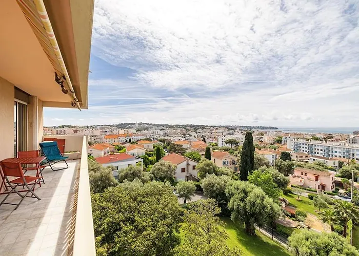 Elegant 2 Bed Apt With Pool In Juan Les Pins