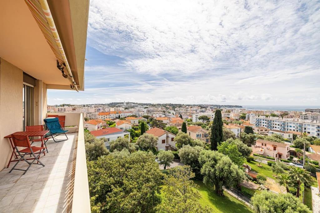Elegant 2 Bed With Pool In Juan Les Pins Antibes