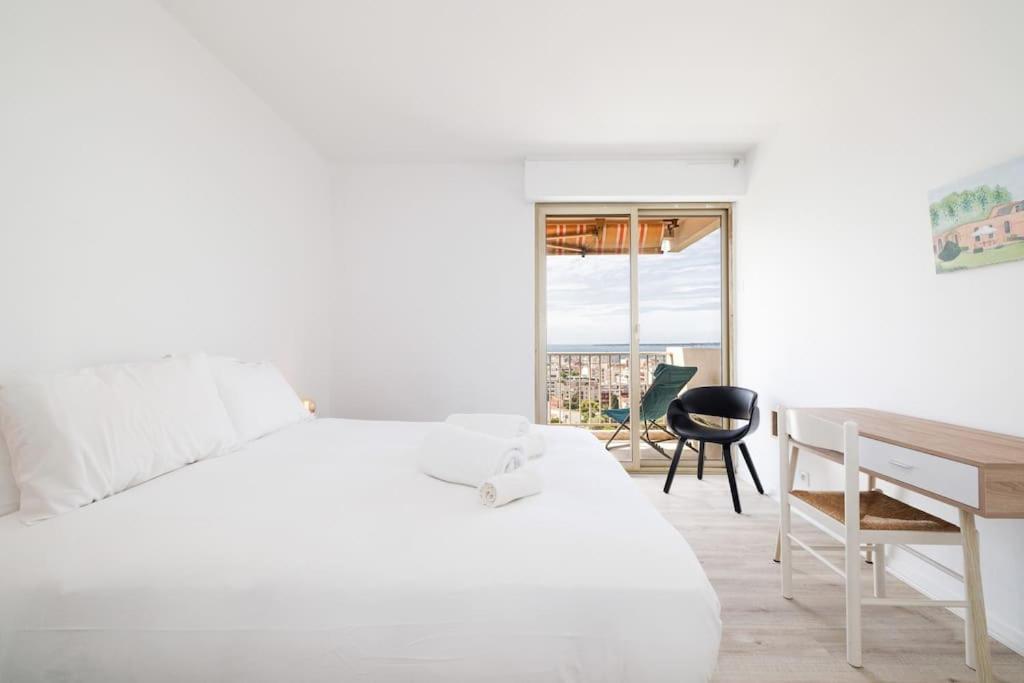 Apartment Elegant 2 Bed With Pool In Juan Les Pins