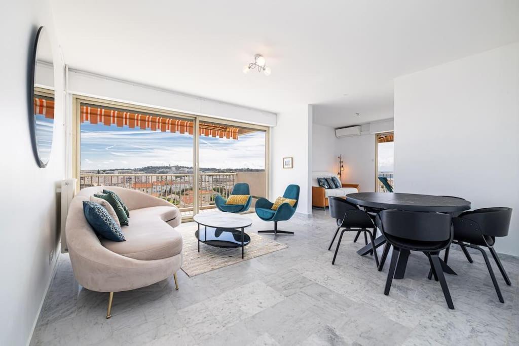 Elegant 2 Bed With Pool In Juan Les Pins *