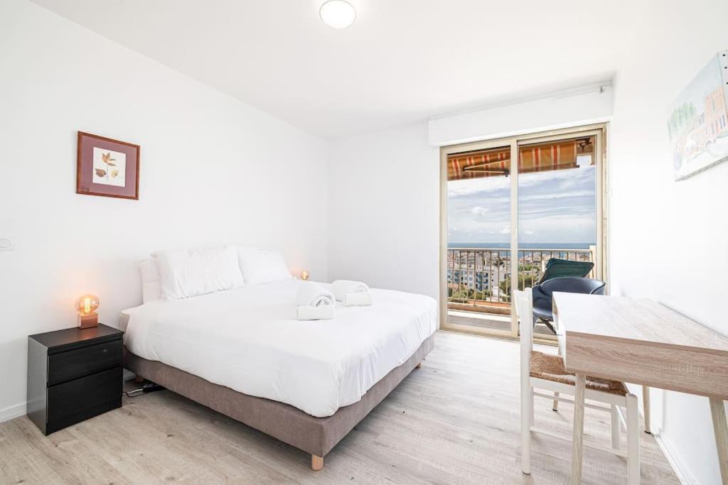 Elegant 2 Bed With Pool In Juan Les Pins Apartment Antibes