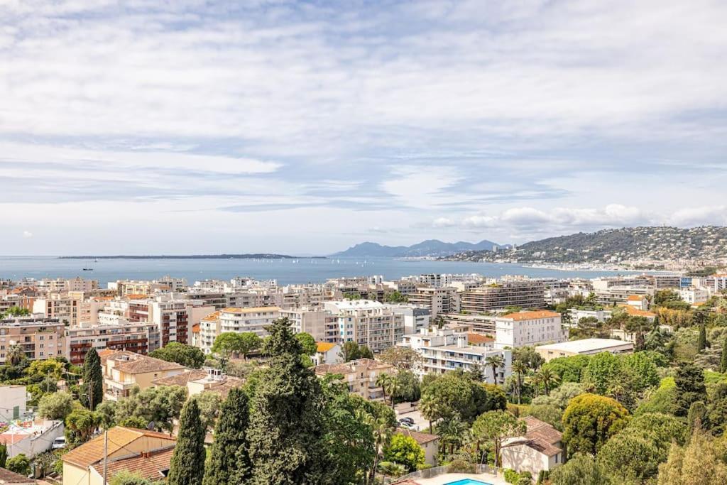 Elegant 2 Bed With Pool In Juan Les Pins *