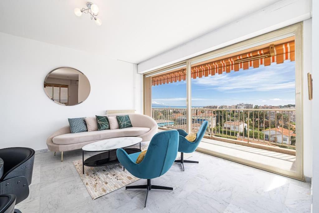Apartment Elegant 2 Bed With Pool In Juan Les Pins
