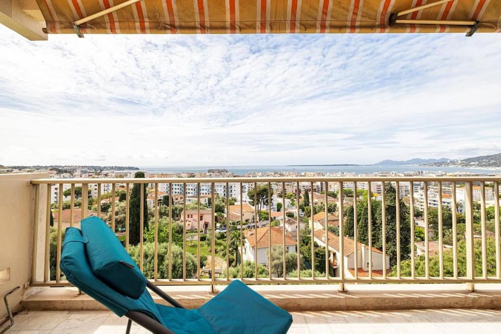 Elegant 2 Bed With Pool In Juan Les Pins *