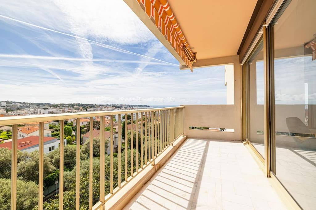 Elegant 2 Bed With Pool In Juan Les Pins *